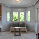 Villa Seafrontgardenhouse