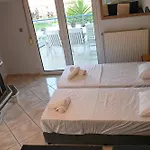 Seafrontgardenhouse Nea Iraklitsa