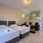 Villa Seafrontgardenhouse