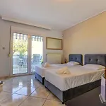 Villa Seafrontgardenhouse