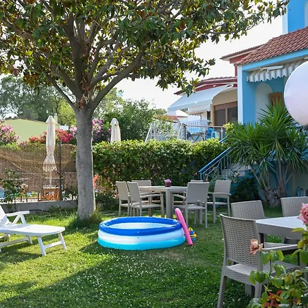Seafrontgardenhouse וילה