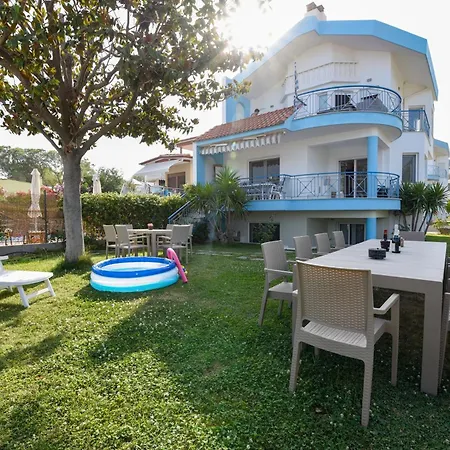 וילה Seafrontgardenhouse *