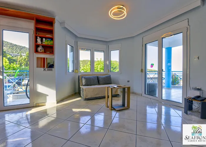 Villa Seafrontgardenhouse Nea Iraklitsa