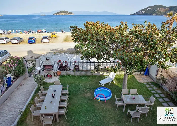 Seafrontgardenhouse
